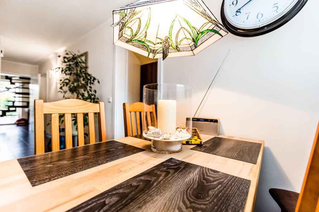Design Apartment In Koeln Mit Terrasse Chambre photo