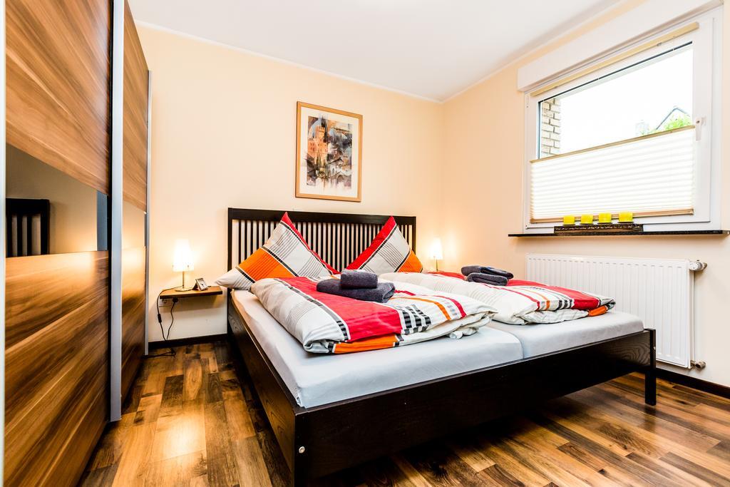 Design Apartment In Koeln Mit Terrasse Chambre photo