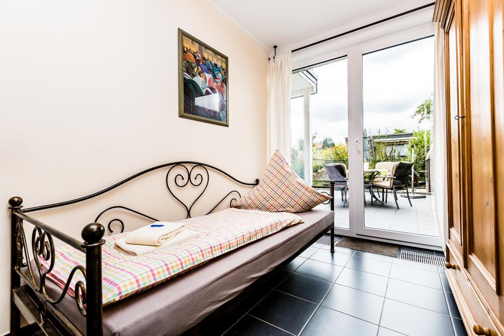 Design Apartment In Koeln Mit Terrasse Chambre photo